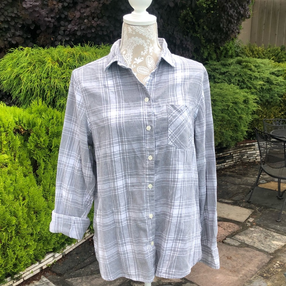 Old Navy Plaid Flannel Button-Up